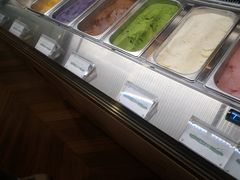 -潮一不贰·法式甜品·生日蛋糕·西式简餐(外滩店)