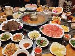 -杨肥肠火锅大排档(火车站花园店)