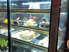 面包甜点陈列柜-梦菲思饼屋(瑞金宾馆店)