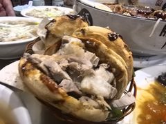 火烧夹肉-金卯白肉罩火烧