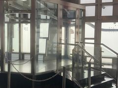 -上海金茂大厦88层观光厅