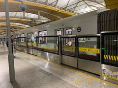 -秀沿路(地铁站)