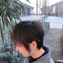 -愉己冥想·护发专门店