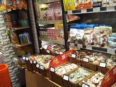 -来伊份(田东路店)