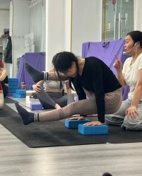 -亚太瑜伽普拉提学院