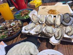 -蚝堡海鲜·威海菜·海肠捞饭·烧烤·亚洲吃蚝公司(幸福门店)