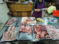 -标记美食新鲜猪杂(兴南大道店)
