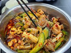 -周良天山牛杂城(天山路总店)