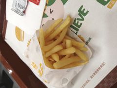 -华莱士·全鸡汉堡(艳粉店)