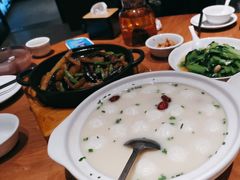 -鑫小城故事·藕汤·家常菜(台北一路总店)