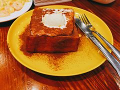 招牌漏奶华-澳门陈光记烧味饭店(南京德基广场店)