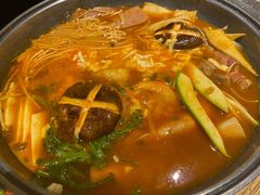 部队火锅-冰川冷面·延边菜·炭烤串(观前店)