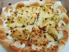 -必胜客(新中纬店)