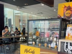 -麦当劳(假日广场店)