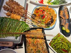 -柳喜辣·烧烤酒局(跃进总店)