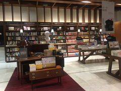 -诚品(信义店)