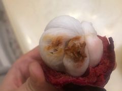 -上海龙吴水胜海发市场