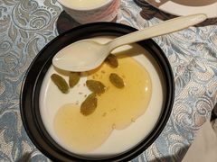 -巴扎美食·新疆菜·西域歌舞表演餐厅(新疆大厦店)