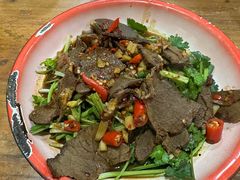 -老三样·美食研究中心(世贸路店)