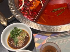 -廖掌柜·重庆鲜货火锅(上海首店)