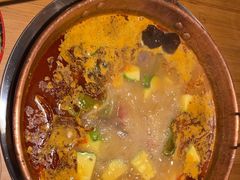 -洱火云南酸菜牛肉火锅(石景山当代商城店)