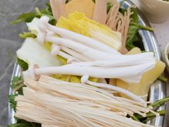 -牛知府云南菌汤鲜牛肉火锅(肖家湾店)