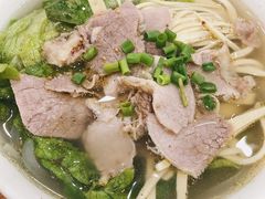 -华中科技大学东三学生食堂