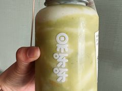 牛油果大战椰子-果呀呀(凯德广场店)