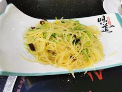 -雪野鱼头大王邢府公老店(雪野湖店)