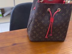 -小鱼中古奢侈品回收