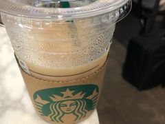 低脂奶拿铁-星巴克(上海虹桥站2A检票口)