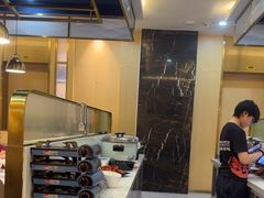 -靓虾二哥长沙地标小龙虾(五一广场店)
