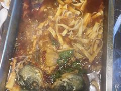 -老街烧烤大排档·地道湖北菜·龙虾馆(汉口火车站店)