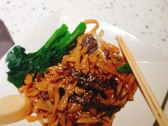 -百威KTV(恒福路店)