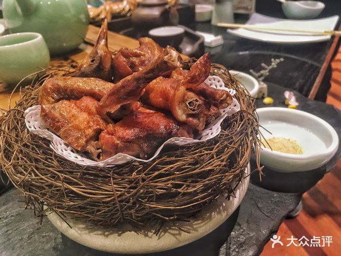 假装苏杭(鼓楼店)吊烧乳鸽皇图片 - 第2616张