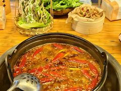 -扎起市井老火锅(乐山总店)