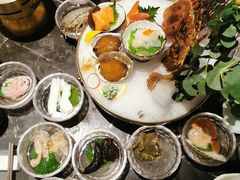-半岛翡丽海鲜自助餐厅(观风亭店)