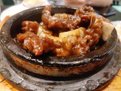 石锅牛仔骨-龙凤点心·饼家(松岗店)