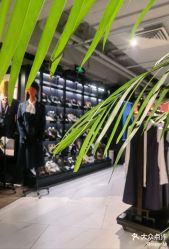 -BRANS PORO布朗斯伯勒西装高级定制·瑞璞西装(金陵店)