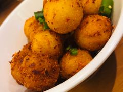孜然小土豆-炉小二铜锅牛蛙•川湘菜(三里屯店)