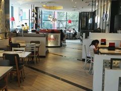 大堂-必胜客(武汉欢乐谷店)