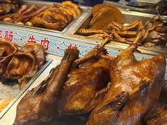 -老鼎万春卤菜(五代传承创始老店)