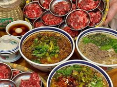 -云阿蛮云南生烫牛肉米线(奉贤路店)