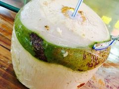 -三亚火车头万人海鲜广场