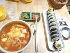 部队汤-Woolee韩食堂·韩式家庭料理