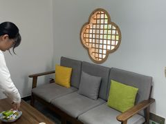 -雅享养生·中医调理·筋骨艾灸(广兰路店)
