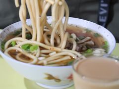 牦牛肉面-老光明岗琼甜茶馆