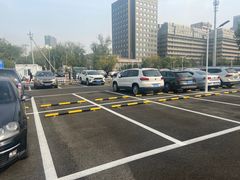 -左外关厢东里-停车场