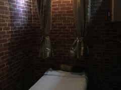 -莱蔻·圣灸堂·推拿艾灸(天山店)