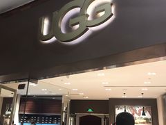 -UGG(燕莎奥特莱斯购物中心店)